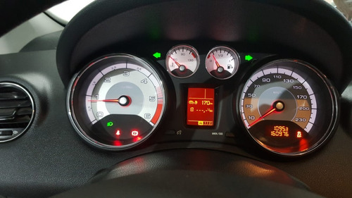 Imagen 15 de 25 de Peugeot 408 Hdi Allure 115cv 2018 Oportunidad!! Mz