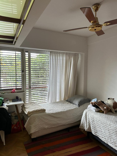 Venta Excelente Piso Con Cochera Fija En Esquina, Muy Luminoso, En Belgrano C