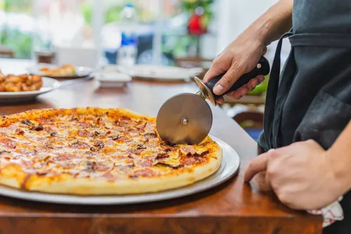 Charolas de Aluminio p/Pizza con Bordes de diferentes Diametros- – ZONA CHEF