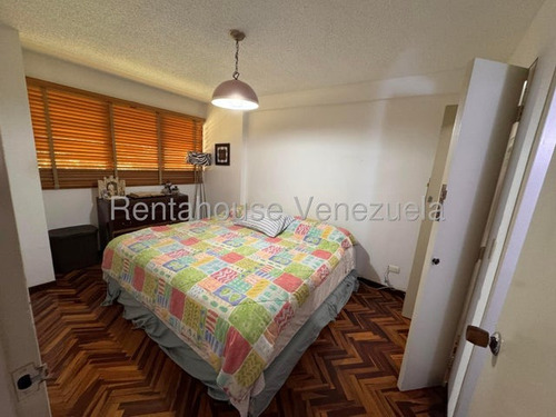 Practico Apartamento En Alquiler En Colinas De Bello Monte, 25-23641
