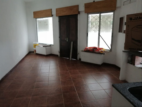 J.s: Local Comercial, Venta, Goes, 1 Dormitorio