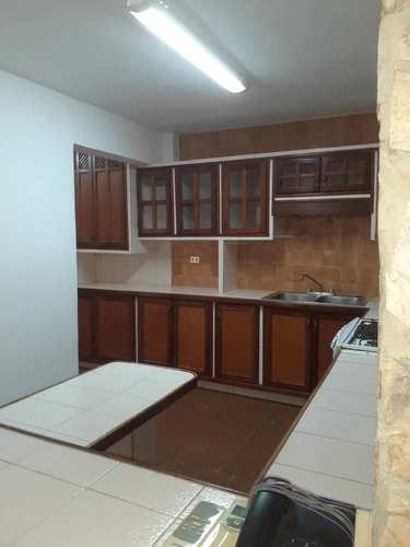 Imagen 10 de 14 de En Venta Casa En Prebo Calle Cerrada