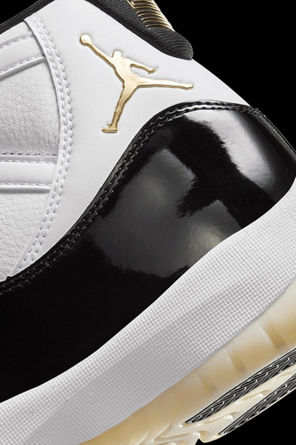 Zapas Jordan Retro 11 Gratitud