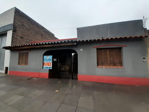 Venta De Casa En Bella Vista -senador Moron Alt.500