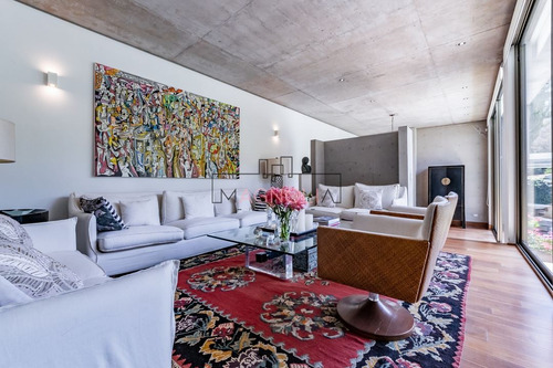 Casa En Venta De 7 Dorm. En Lo Barnechea