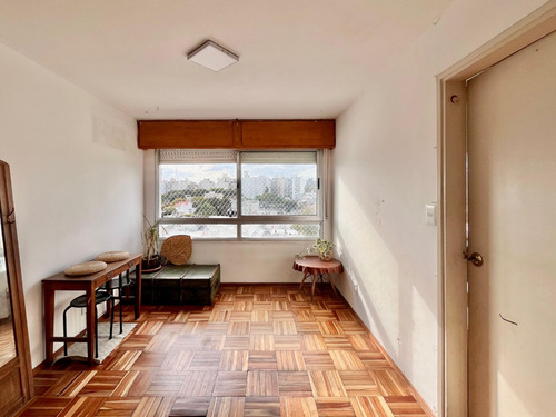 Vendemos Encantador Apartamento De 1 Dormitorio En Pocitos