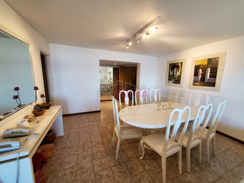 Venta Apto 3 Dorm Mas Dependencia Mansa Y Brava Primeras Paradas
