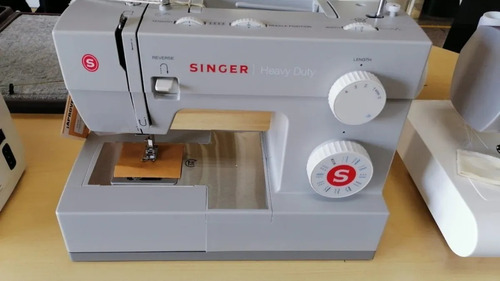 Maquina Coser Singer® Modelo (4423) Nueva En Caja