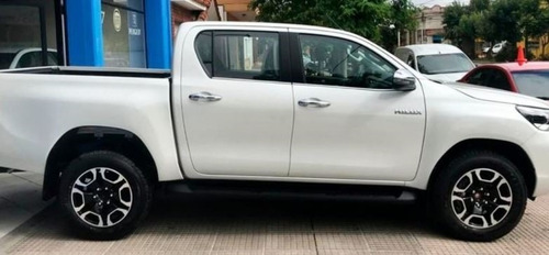 Toyota Hilux 4x2 Dc Srx 2.8tdi 6at 204cv Mod.2021 Disponible