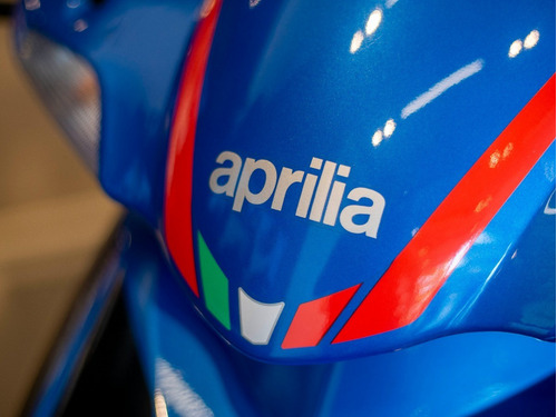 Imagen 8 de 25 de Aprilia Sr 160 Azul Reserva Disponible