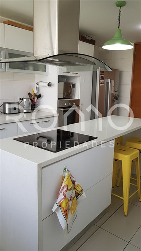 En Condominio: Colegio Manquehue / Sport Francés