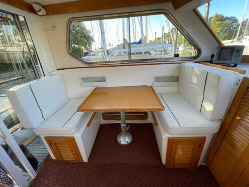 Imagen 8 de 16 de Crucero Astinor 840 Volvo Penta 150 Hp X 2 Linea De Eje