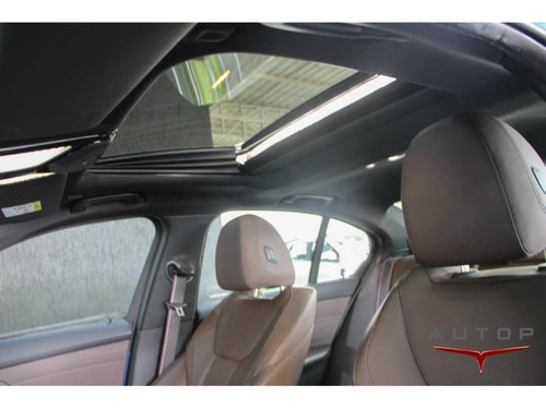Imagem 10 de 15 de Bmw 330i 2.0 Turbo 16v M Sport (aut)