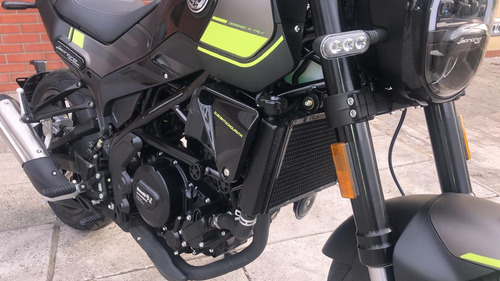 Benelli Leoncino 250