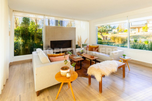 Imagen 12 de 15 de Espectacular Casa A La Venta En Barrio Privado