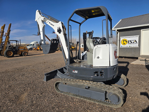 Mini Excavadora Bobcat 2012 Modelo E26, Motor Diesel Kubota