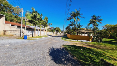 Imagem 7 de 20 de Ótima Oportunidade De Investimento: Terreno No Bairro Itoupava Norte, Medindo 4.979,96 M², Totalmente Plano, E Ainda Com Duas Casas. Zona Residencial 1 (zr1). - 35712107v