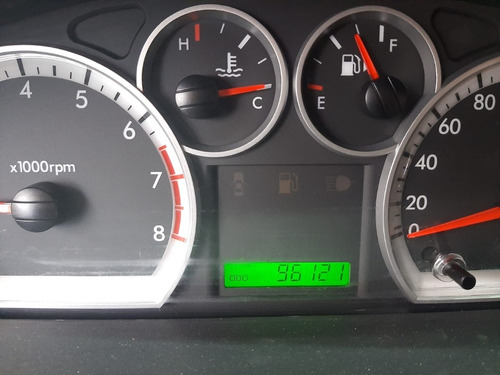 Imagen 7 de 12 de Chevrolet Aveo Lt