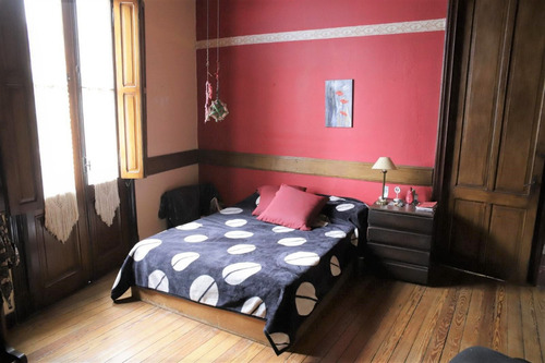 ¡¡una Casa Excepcional!! Con 5 Habitaciones Y 2 Baños. Barbacoa, Parrillero Y Azotea Uso Exclusivo!