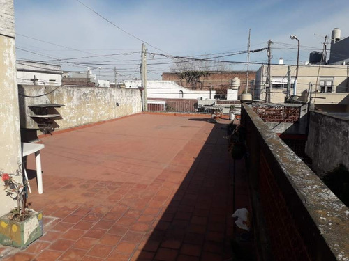 Imagen 2 de 10 de Casa En Venta En Ramos Mejia Sur