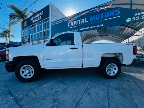 Chevrolet Silverado 4.3 K Pickup 2500 Cab Reg 4x4 Mt