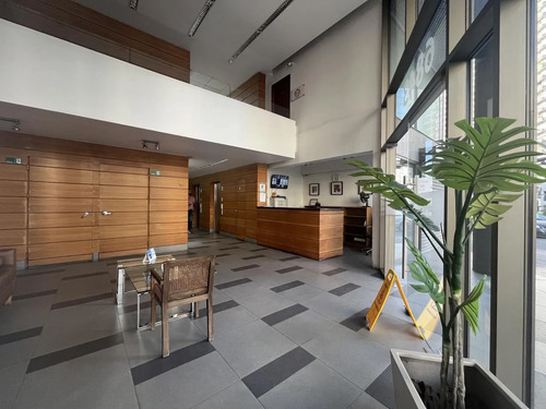 Venta Oficina 20m2, 1p-1b, Metro Bella Vista De La Florida