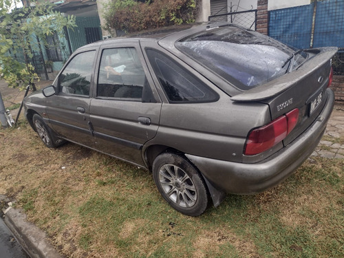 Ford Escort 1.6 Lx Black
