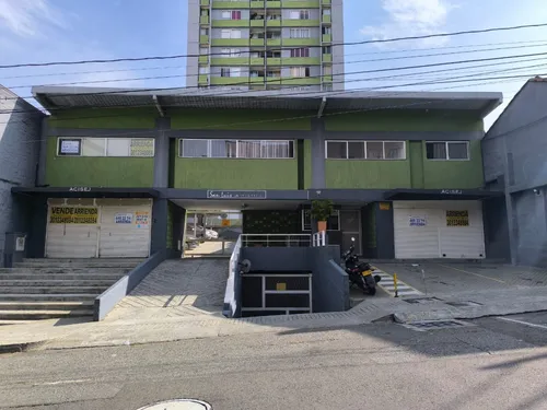 Oficina En Arriendo En Candelaria. Cod A17184