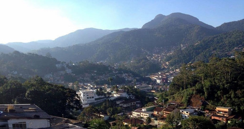 Imagem 1 de 4 de Terreno Em Mosela - Petrópolis - 1975