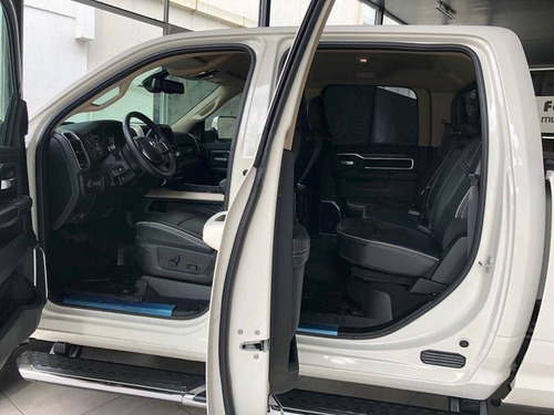 Imagem 7 de 8 de Dodge Ram 6.7 2500 Laramie 4x4 Cd I6 Turbo Diesel 4p