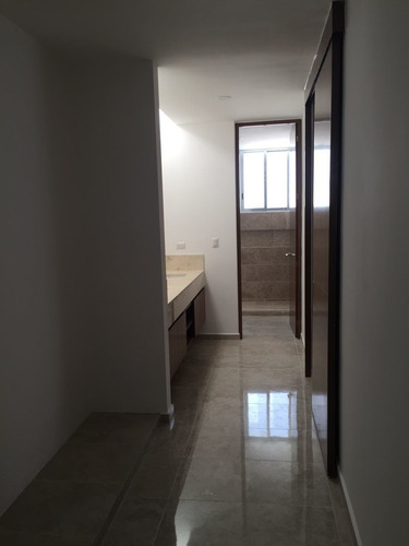 Imagen 19 de 30 de Casa Con Alberca En Venta Dentro De Privada En Xcanatún Zona