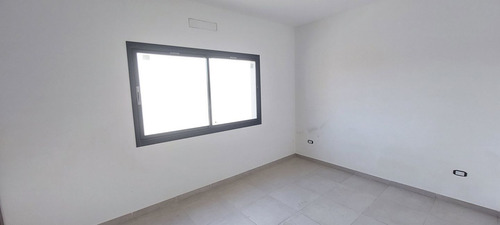 Imagen 10 de 13 de Departamento En Venta En Monte Grande