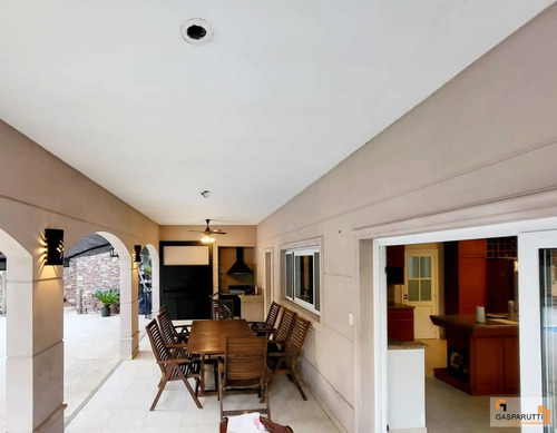 Excelente Casa En Venta En River Oaks 6 Ambientes Con Pileta