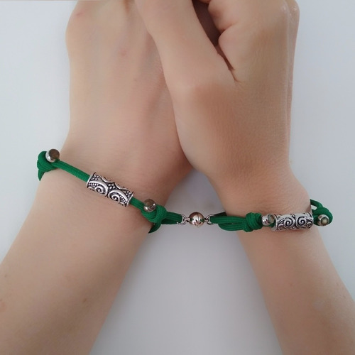 Imagen 1 de 1 de Pulseras Para Parejas Con Bola Magnética, Imán, Regulables