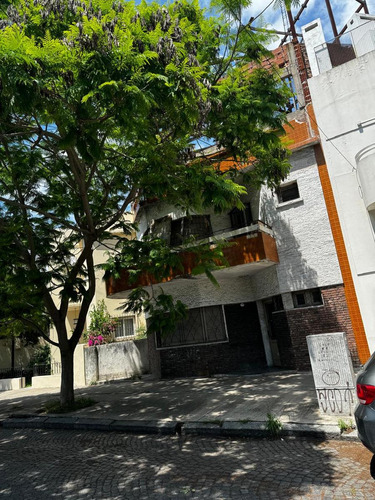 Excelente Inmuebles Ideal Uso Comercial Salida A 2 Calles.