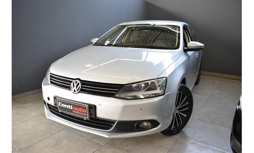 Volkswagen Jetta Jetta 2.0 TSI HIGHLINE 211CV GASOLINA 4P TIPTRONIC