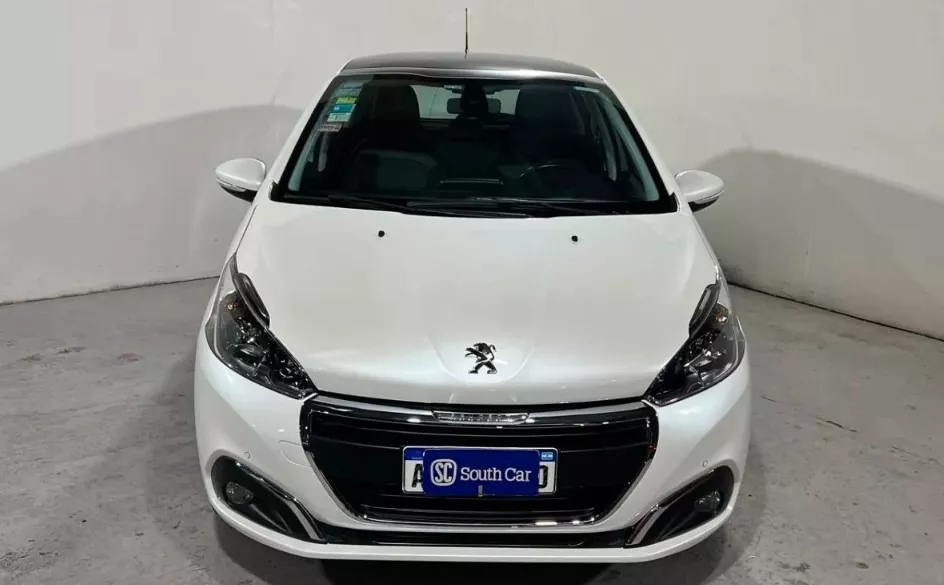 Peugeot 208 1.6 Feline