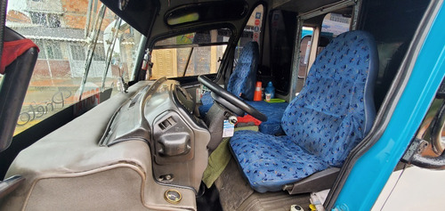 Imagen 11 de 17 de Bus Buseton Buseta Microbus Chevrolet Npr Coomofu Con Cupo