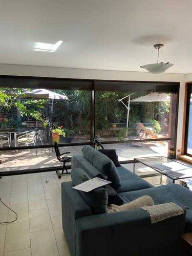 Solida Casa En Condominio A Pasos Colegio Andree