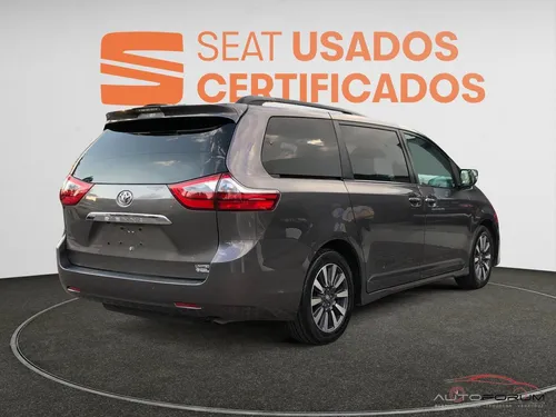 Toyota Sienna 3.5 Limited At