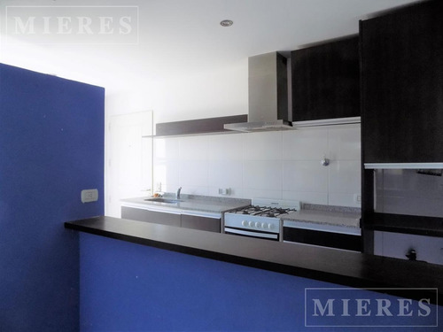 Imagen 7 de 19 de Muy Buen Departamento En Venta - Sobre Dardo Rocha, Tigre Centro.