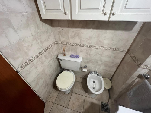 Dúplex En Venta - 2 Dormitorios 2 Baños - Cochera - 99mts2 - La Plata