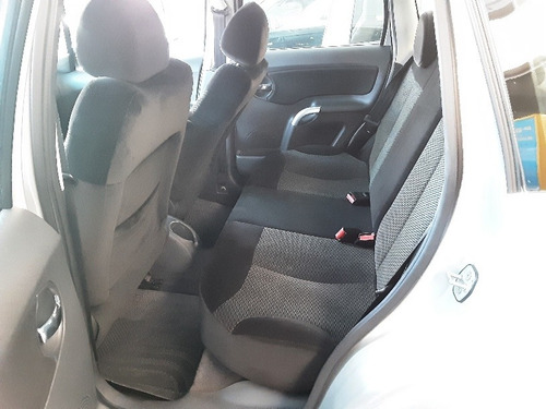 Imagem 15 de 15 de Citroën C3 2011 1.4 8v Exclusive Flex 5p