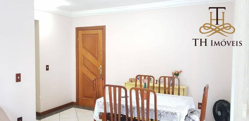Apartamento De 3 Dormitórios (sendo 1 Suíte), 1 Vagas Privativas , 1 Apartamento Por Andar - Centro De Balneário Camboriú - Sc - Ap0504