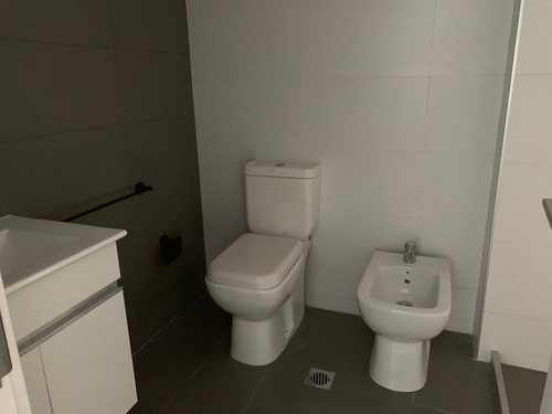 Imagen 12 de 12 de Venta De Apartamento De 2 Dormitorios En Cordón, Mcm