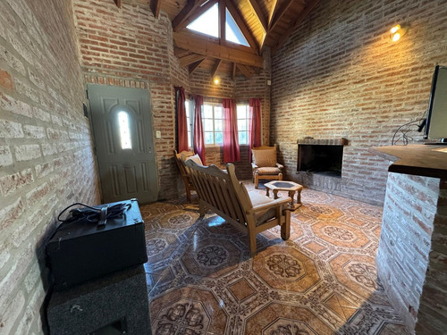 Venta Casa 4 Ambientes En General Rodriguez.