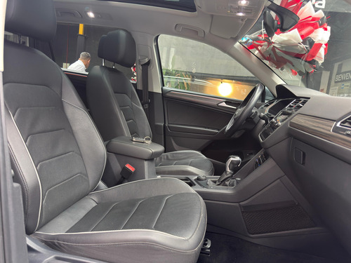 Volkswagen Tiguan 2.0 Tsi R-Line Dsg7