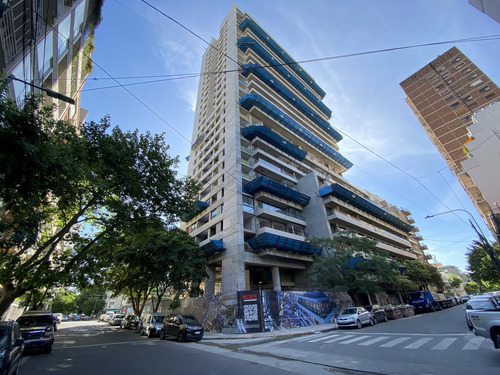 Venta Departamento De 4 Ambientes En Imponente Torre En Construcción En Coghlan