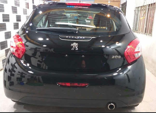 Peugeot 208 1.6 Feline 2014