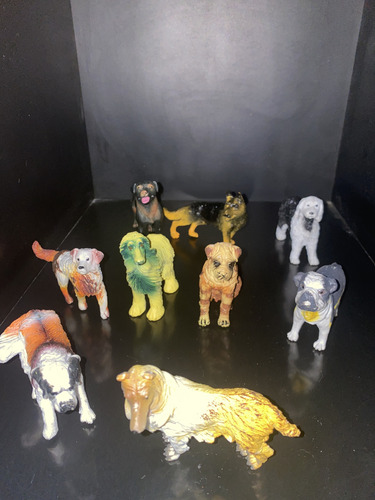 Mini Figuras De Perritos De Juguete De 7 Cm X 9 Cm (Usado)